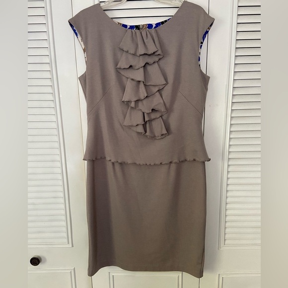 Donna Ricco Taupe Ruffled Layered Look Knee Length Midi Dress Feminine Size 12 - Picture 1 of 11